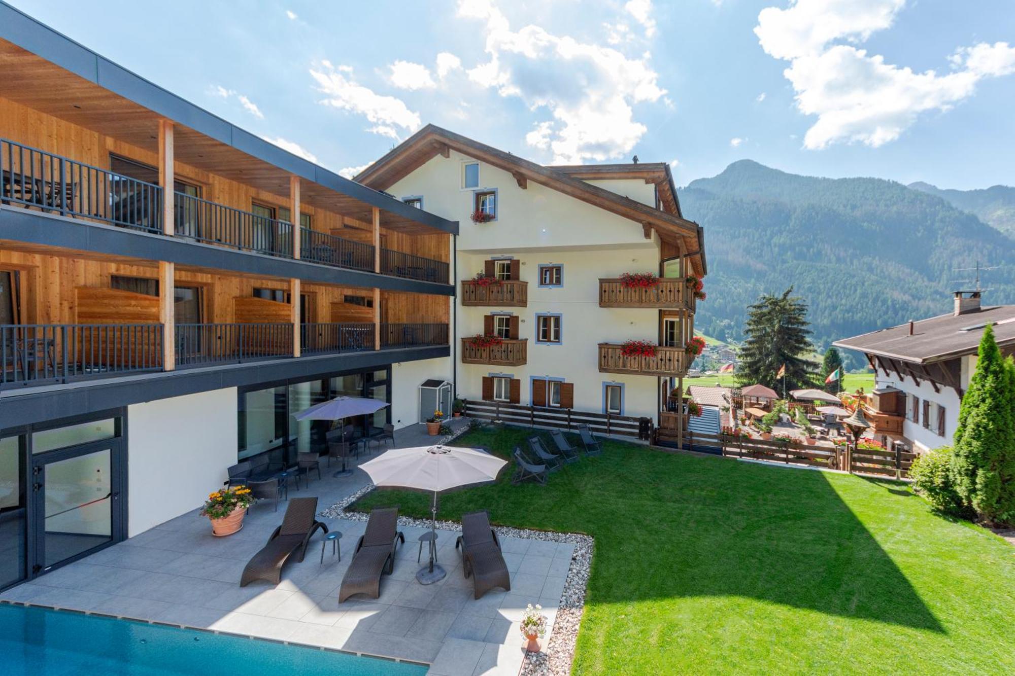 Hotel Monza Moena Esterno foto