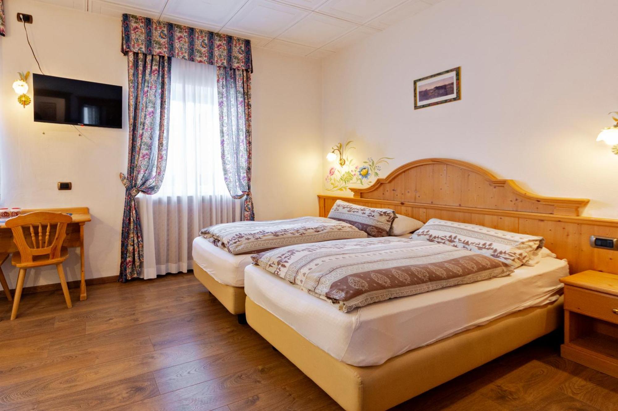 Hotel Monza Moena Esterno foto